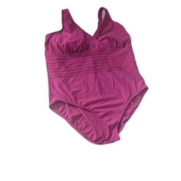 Women's Aqua Green Swimsuit Size 17 (1X) Full Coverage Fuchsia - Picture 8 of 8